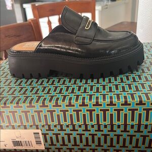 Stylish Black Leather Mules